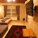 Roma Cave Отель