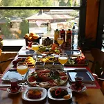 Hotel Roma Cave 4*