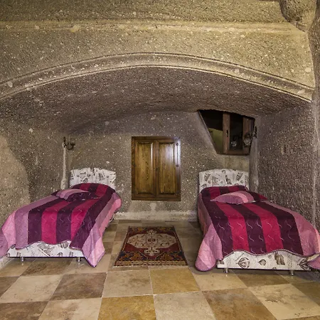 Roma Cave Отель