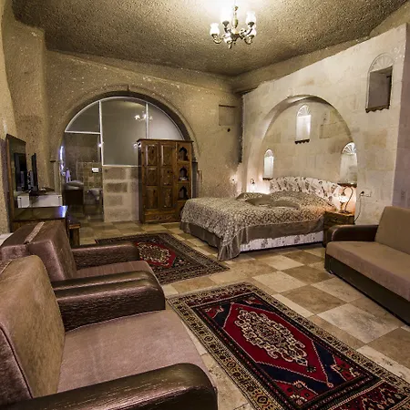 Отель Roma Cave 4*