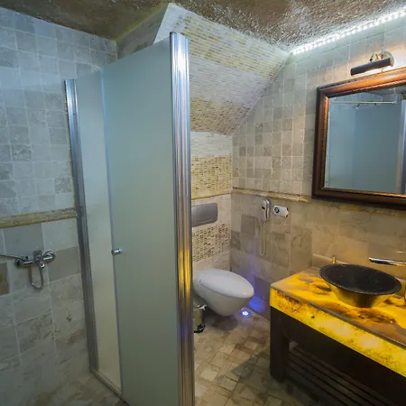 Отель Roma Cave
