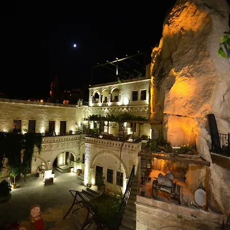 Hotel Roma Cave 4*