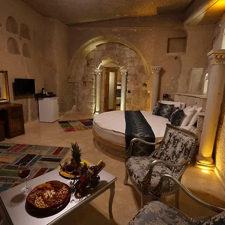 Roma Cave
