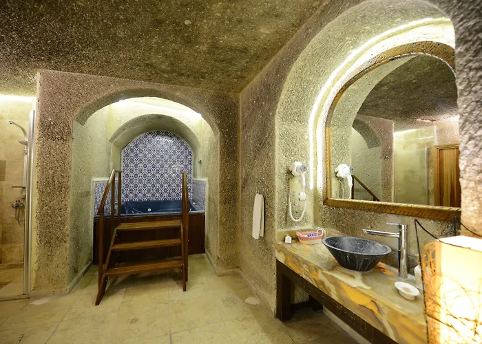 ローマ ケーブ スイート 4*