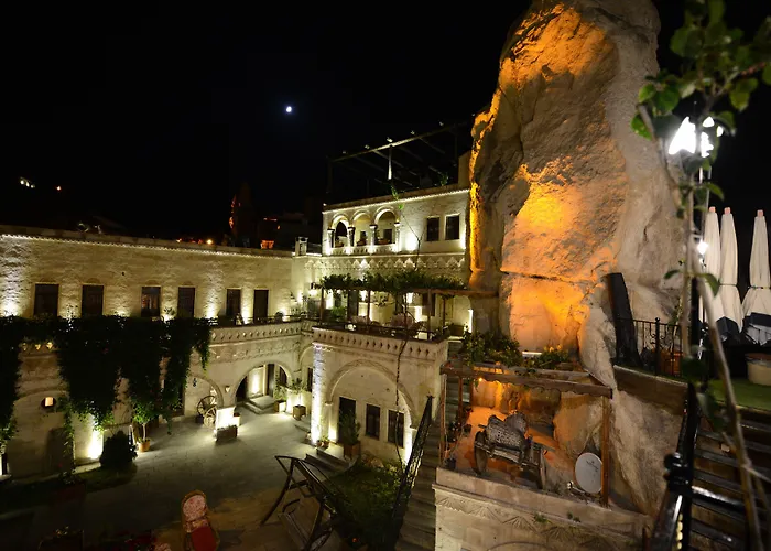 Hotel Roma Cave 4*