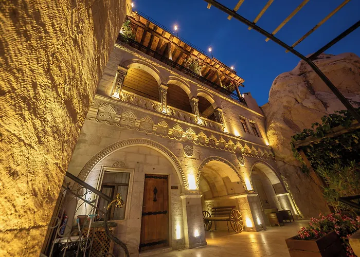 Hotel Roma Cave 4*